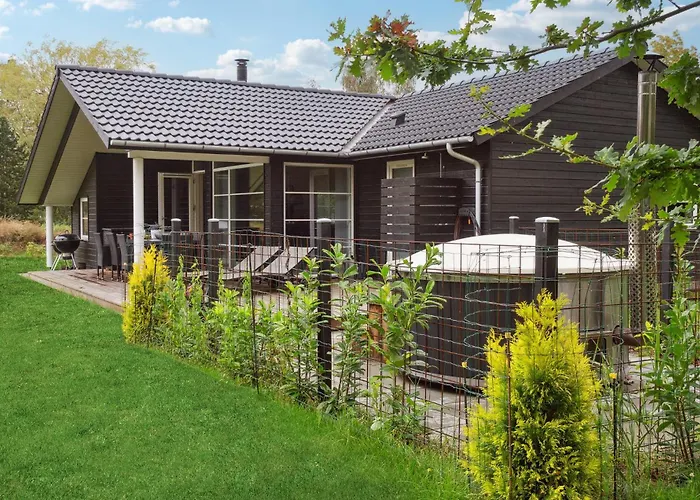 Pet Friendly In With Kitchen Vakantiehuis Rødby